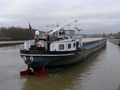 yacht-andresy-ar.JPG