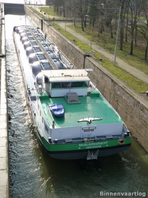 Anjeliersgracht-5-13-01-2014.jpg (161.62 Kio) Vu 1215 fois Anjeliersgracht-5-13-01-2014.jpg