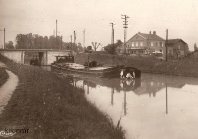 Pargny-sur-Saulx (Marne) - Le canal et l'écluse 64 (1) (red).jpg