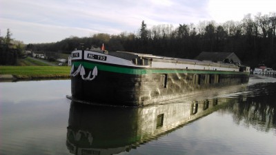 Mic Yvo-av@NM.jpg (934.34 Kio) Vu 1258 fois Mic Yvo-av@NM.jpg