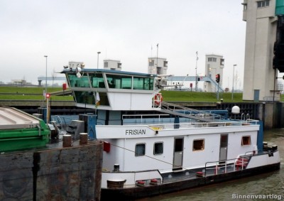 Frisian-2-21-01-2014.jpg (155.35 Kio) Vu 3355 fois Frisian-2-21-01-2014.jpg