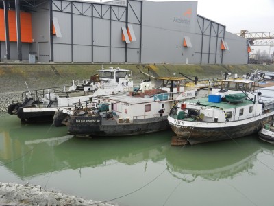 Groupe (2).JPG (348.84 Kio) Vu 890 fois Groupe (2).JPG