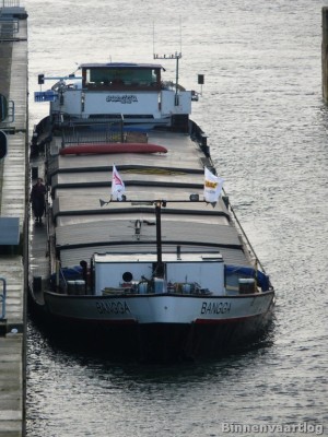 Bangga-2-13-01-2014.jpg (146.67 Kio) Vu 5888 fois Bangga-2-13-01-2014.jpg