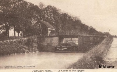 Percey (Yonne) - Le canal de Bourgogne (1) (Copier).jpg