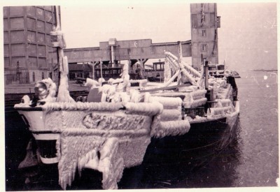 surcouf.jpg (194.18 Kio) Vu 8073 fois surcouf.jpg