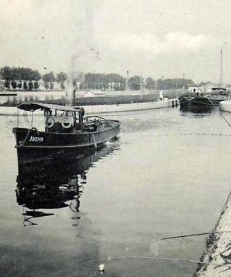 Remorqueur Avenir (Port à l'Anglais).jpg (71.07 Kio) Vu 1798 fois Remorqueur Avenir (Port à l'Anglais).jpg
