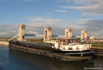 viod-2-5-27-10-2007.jpg (157.62 Kio) Vu 7692 fois viod-2-5-27-10-2007.jpg