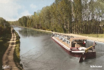 Dordives (Loiret) - Une péniche sur le canal du Loing (1) (Copier).jpg (76.47 Kio) Vu 2430 fois Dordives (Loiret) - Une péniche sur le canal du Loing (1) (Copier).jpg