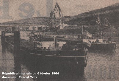 Moselle premiers bateaux CANTENAC + RHEIN RUHR 8 photo (Copier).jpg (114.97 Kio) Vu 2559 fois Moselle premiers bateaux CANTENAC + RHEIN RUHR 8 photo (Copier).jpg
