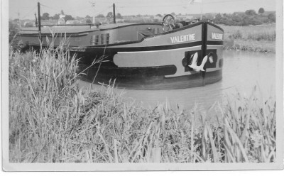 péniches 011.jpg (101.33 Kio) Vu 3428 fois péniches 011.jpg