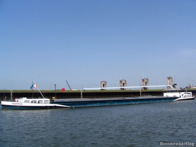 valencia-1-02-06-2008.jpg (125.36 Kio) Vu 1515 fois valencia-1-02-06-2008.jpg