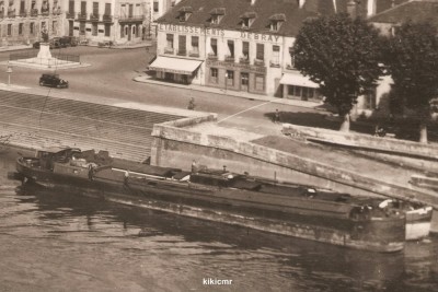 Chalon-sur-Saône (S.-et-L.) - Les quais Gambetta (5) (Copier) (2).jpg (136.87 Kio) Vu 6436 fois Chalon-sur-Saône (S.-et-L.) - Les quais Gambetta (5) (Copier) (2).jpg