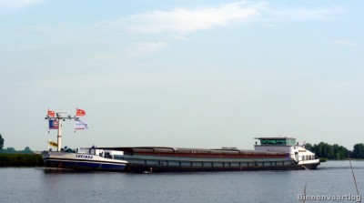 Lucinda-1-07-06-2014.jpg (84.07 Kio) Vu 1091 fois Lucinda-1-07-06-2014.jpg