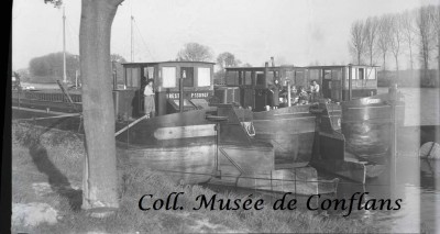 Brest+Cherbourg+Girouette@mus-conflans.jpg (120.32 Kio) Vu 20493 fois Brest+Cherbourg+Girouette@mus-conflans.jpg