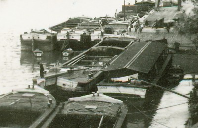 Paris, 1940 vermutlich, #2, Ausschnitt Justice NV. 2109.F (DR, Coll. vM).jpg (264.45 Kio) Vu 1753 fois Paris, 1940 vermutlich, #2, Ausschnitt Justice NV. 2109.F (DR, Coll. vM).jpg