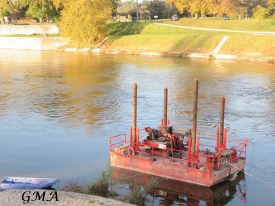 ponton LY2424rd.jpg (284.13 Kio) Vu 1999 fois ponton LY2424rd.jpg