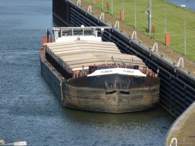 Floreat-1-22-05-2014.jpg (245.22 Kio) Vu 1484 fois Floreat-1-22-05-2014.jpg