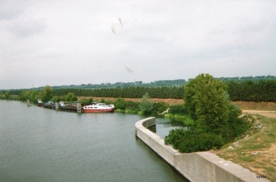 img404.jpg (255.19 Kio) Vu 3506 fois img404.jpg