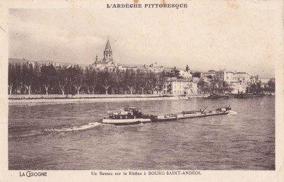 a-Citerna à Bourg St Andéol en 1942.jpg