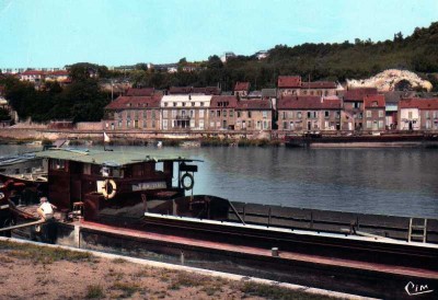 alaric quai de montereau.jpg (57.65 Kio) Vu 1493 fois alaric quai de montereau.jpg