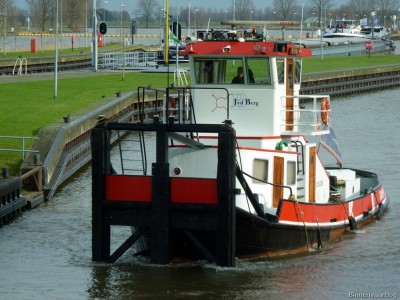 Alpha-1-14-01-2015.jpg (224.58 Kio) Vu 2042 fois Alpha-1-14-01-2015.jpg