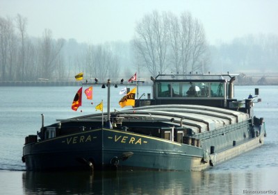 Vera-2-16-02-2015.jpg (169.28 Kio) Vu 1386 fois Vera-2-16-02-2015.jpg