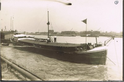 10-vliegende-hollander.jpg (148.55 Kio) Vu 1882 fois 10-vliegende-hollander.jpg