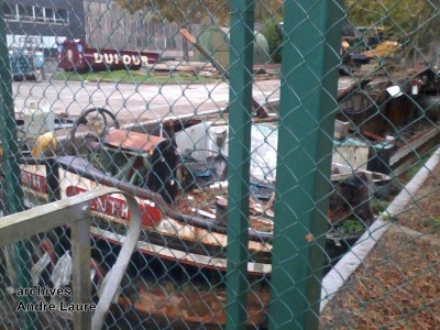 benthe (basrode) découpé dans l'ancienne écluse de Bernissart 4.jpg (126.37 Kio) Vu 2540 fois benthe (basrode) découpé dans l'ancienne écluse de Bernissart 4.jpg