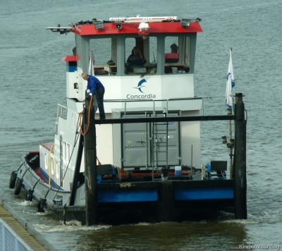 Lucia-1-07-04-2015.jpg (176.09 Kio) Vu 1271 fois Lucia-1-07-04-2015.jpg