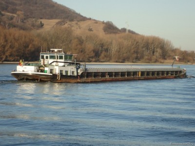 jayne-12-04-03-2010-helmut-oostenrijk-donau.jpg (168.4 Kio) Vu 3669 fois jayne-12-04-03-2010-helmut-oostenrijk-donau.jpg