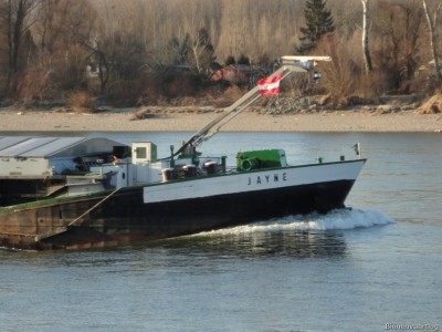 jayne-4-04-03-2010-helmut-oostenrijk-donau.jpg