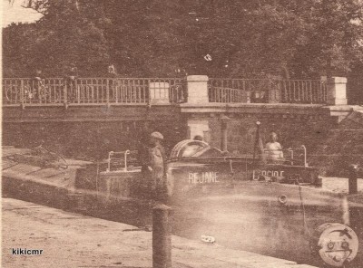 Roanne - Ecluse sur le canal aux abattoirs (2) (Copier).jpg