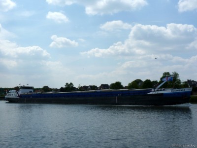 Insomnia-2-22-05-2015.jpg (131.43 Kio) Vu 1746 fois Insomnia-2-22-05-2015.jpg