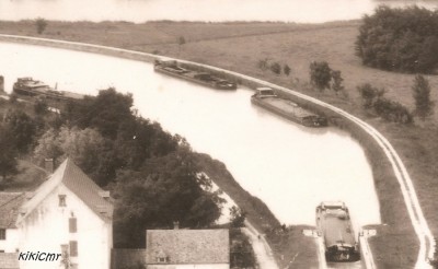 Saint-Symphorien-sur-Saône (Côte-d'Or) - Vue aérienne - Le bassin du canal du Rhône au Rhin (2) (Copier).jpg