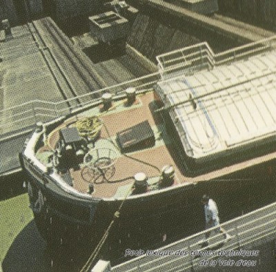 LUGEPA Arzviller - photo du Petit lexique des termes techniques de la voie d'eau (VNF) (2).jpg (123.22 Kio) Vu 4958 fois LUGEPA Arzviller - photo du Petit lexique des termes techniques de la voie d'eau (VNF) (2).jpg