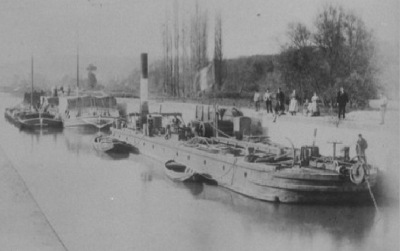 Toueur Ecluse de St Aubin(1885).PNG (324.14 Kio) Vu 3139 fois Toueur Ecluse de St Aubin(1885).PNG