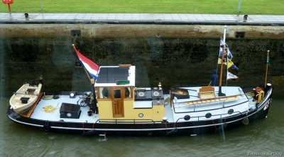 Cornelia-3-27-07-2015.jpg (191.02 Kio) Vu 1248 fois Cornelia-3-27-07-2015.jpg