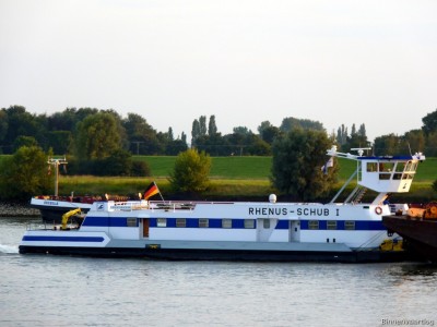 Rhenus-Schub-2-29-08-2015.jpg