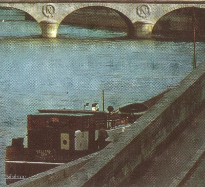 Paris et ses merveilles - Le palais de justice et le pont Saint-Michel vus des quais (2) (Copier).jpg