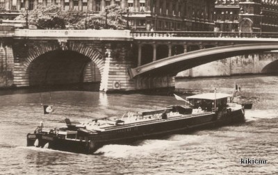 Paris - La Seine, le pont Notre-Dame ; au fond, la Conciergerie (2) (Copier).jpg