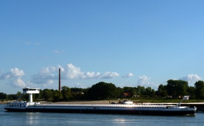 b.jpg (43.36 Kio) Vu 2068 fois b.jpg