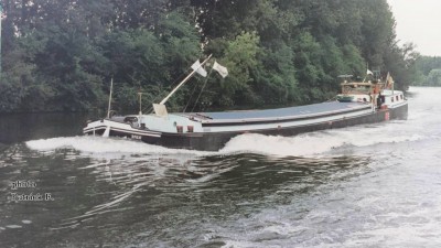 TROIS FILS en Seine (av) (Copier).jpg (105.25 Kio) Vu 1526 fois TROIS FILS en Seine (av) (Copier).jpg