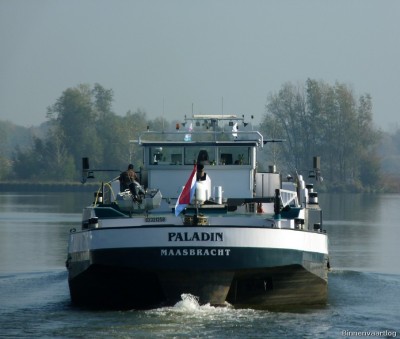 Paladin-4-01-11-2015.jpg (125.32 Kio) Vu 1649 fois Paladin-4-01-11-2015.jpg