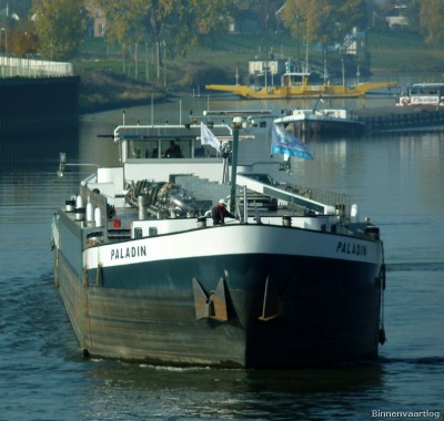 Paladin-1-01-11-2015.jpg (140.43 Kio) Vu 1649 fois Paladin-1-01-11-2015.jpg