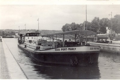 Esso Port Marly.jpg