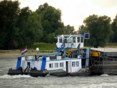 Laura-4-25-09-2015.jpg (205.45 Kio) Vu 2014 fois Laura-4-25-09-2015.jpg