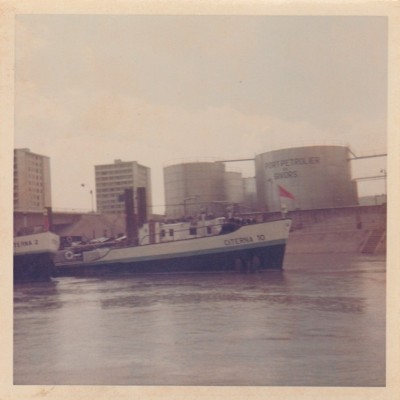 port petrolier de GIVORS (1).jpg