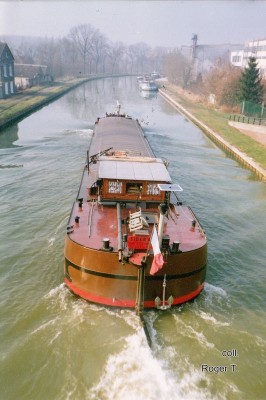 SIDERAL a la verreries de Masnières ( Canal de St-quentin (Copier).jpg