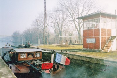 SIDERAL - écluse de tordoir - 30 01 1992 ( Canal de St-quentin ) (Copier).jpg