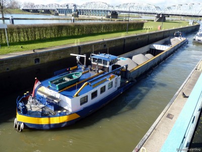 The-An-XIV-5-03-03-2016-Grave.jpg (255.03 Kio) Vu 1980 fois The-An-XIV-5-03-03-2016-Grave.jpg